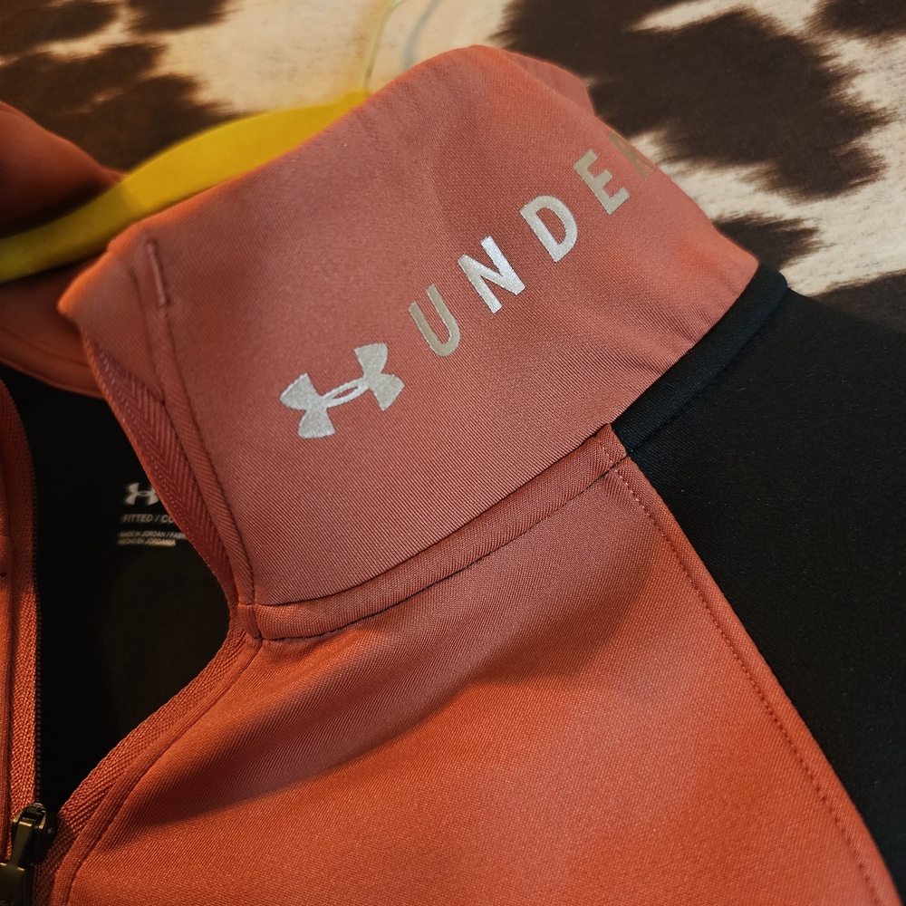 Under Armour Pullover - image 5